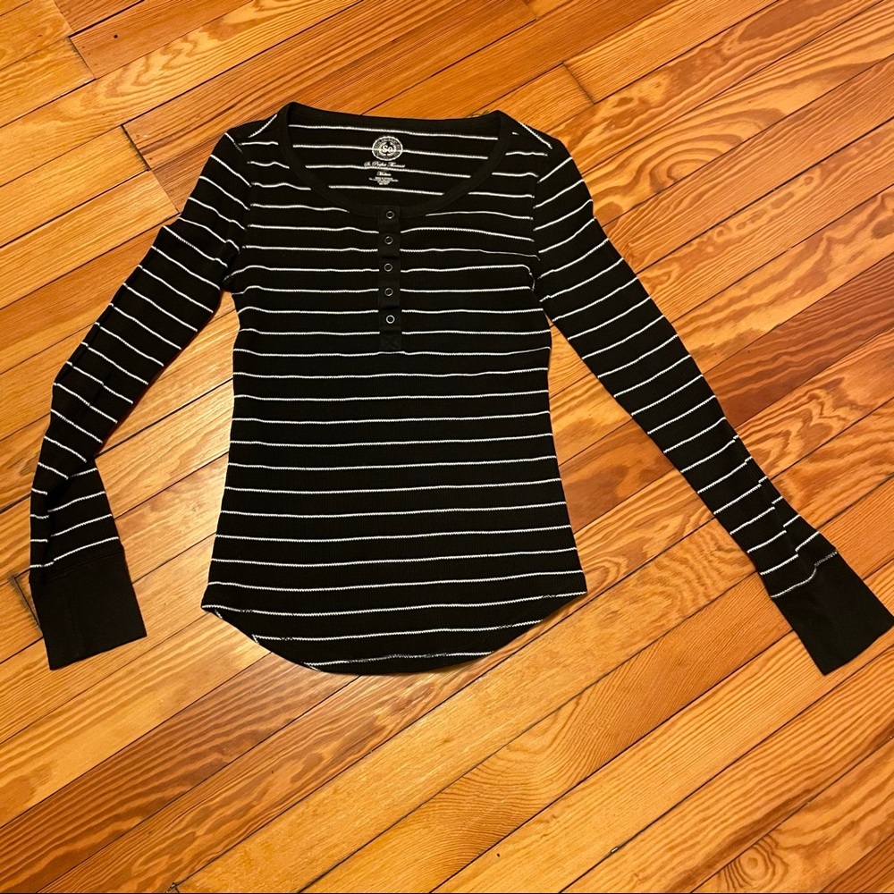 Long sleeve striped shirt